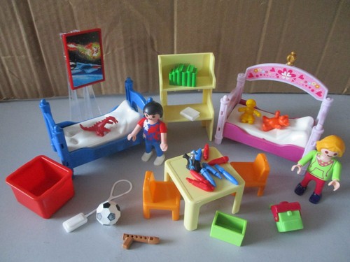 Playmobil-Kinderzimmer-Junge